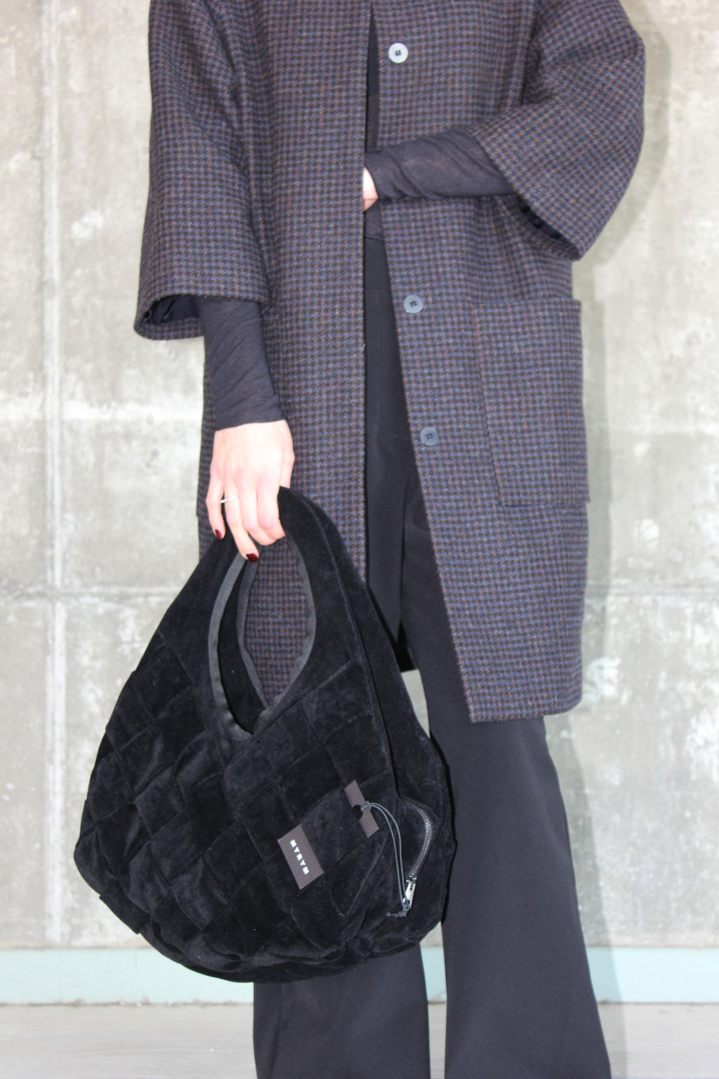 BORSA INTRECCIATA VELLUTO M